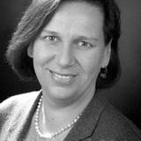 Hebamme Walburga Müller-Cyran