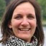 Hebamme Carmen Frerichs