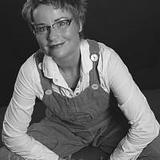 Hebamme Cornelia Drews