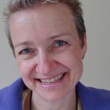 Hebamme Karin Rettinger