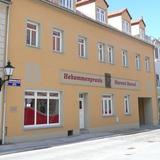 Hebamme Mareen Bunzel